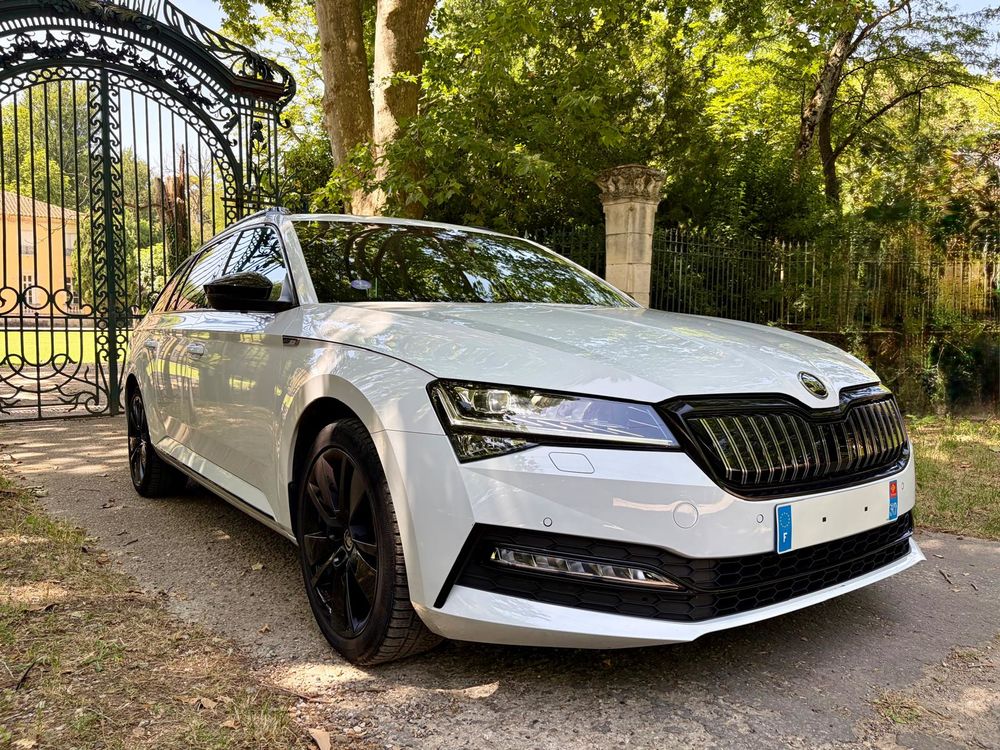 Superb Combi 1.4 TSI PHEV 218 ch DSG6 Sportline 2020 occasion 30132 Caissargues
