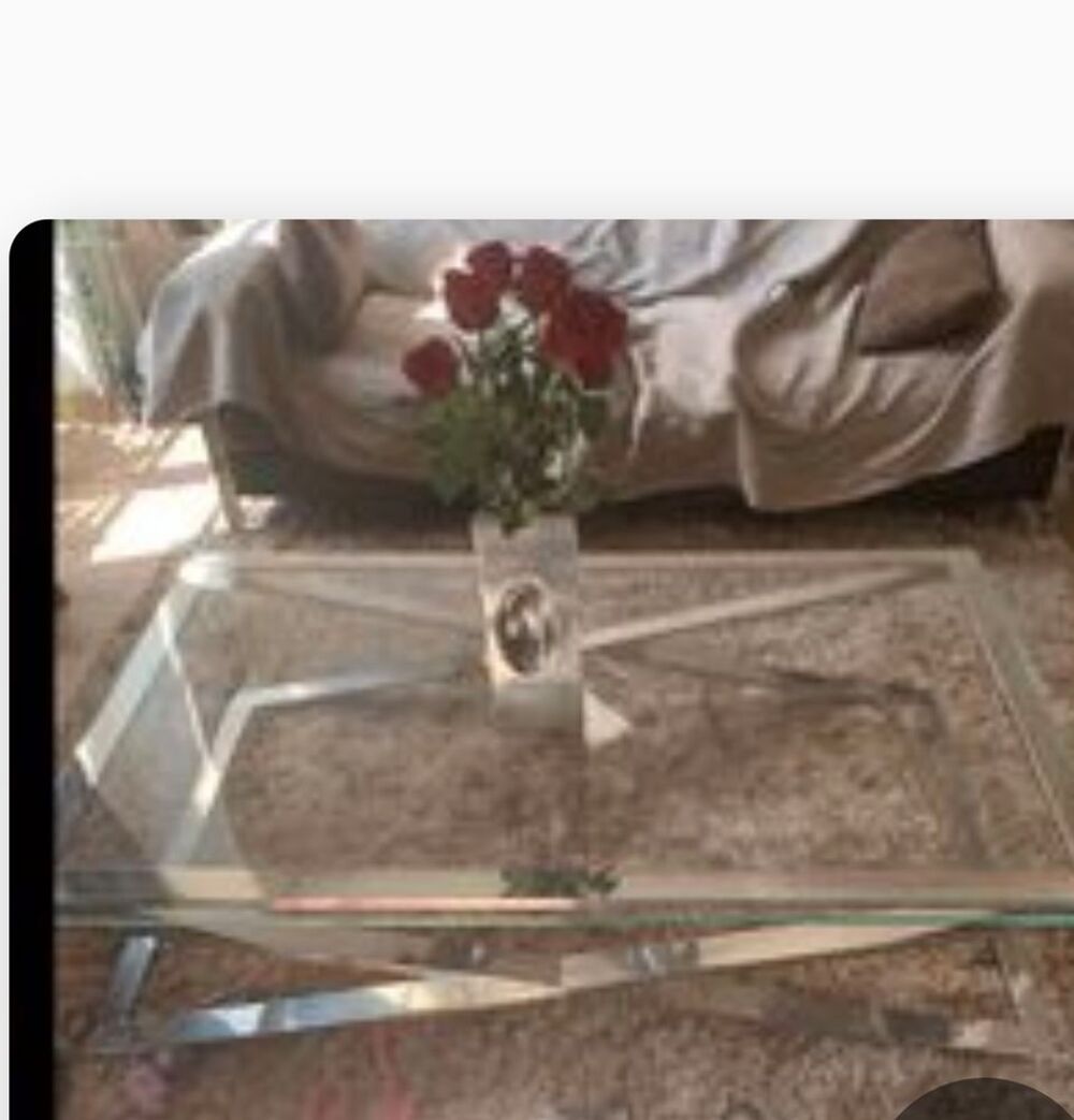 Table de salon plateau verre et pied chrome Meubles