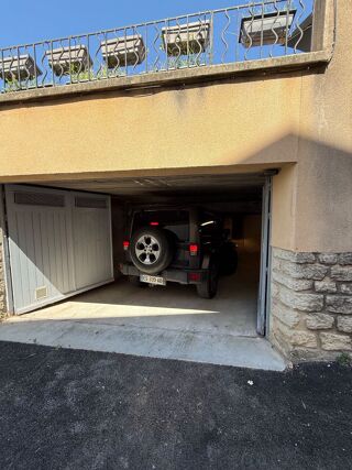  Remise / Grange � louer 2 pi�ces 100 m� Barbentane