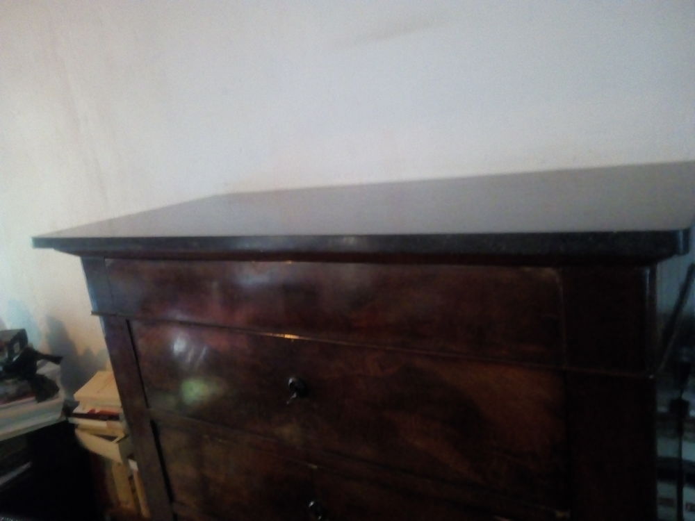 Belle commode haute &agrave; 7 tiroirs Meubles