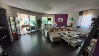  Maison  vendre 8 pices 238 m