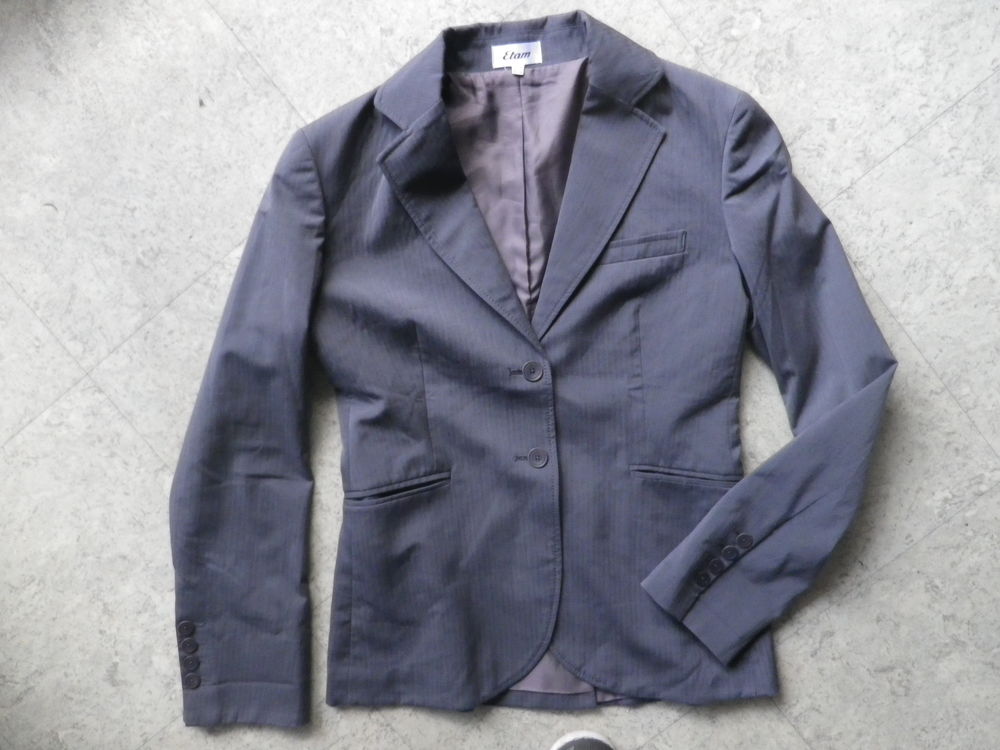 veste tailleur cintree Vêtements