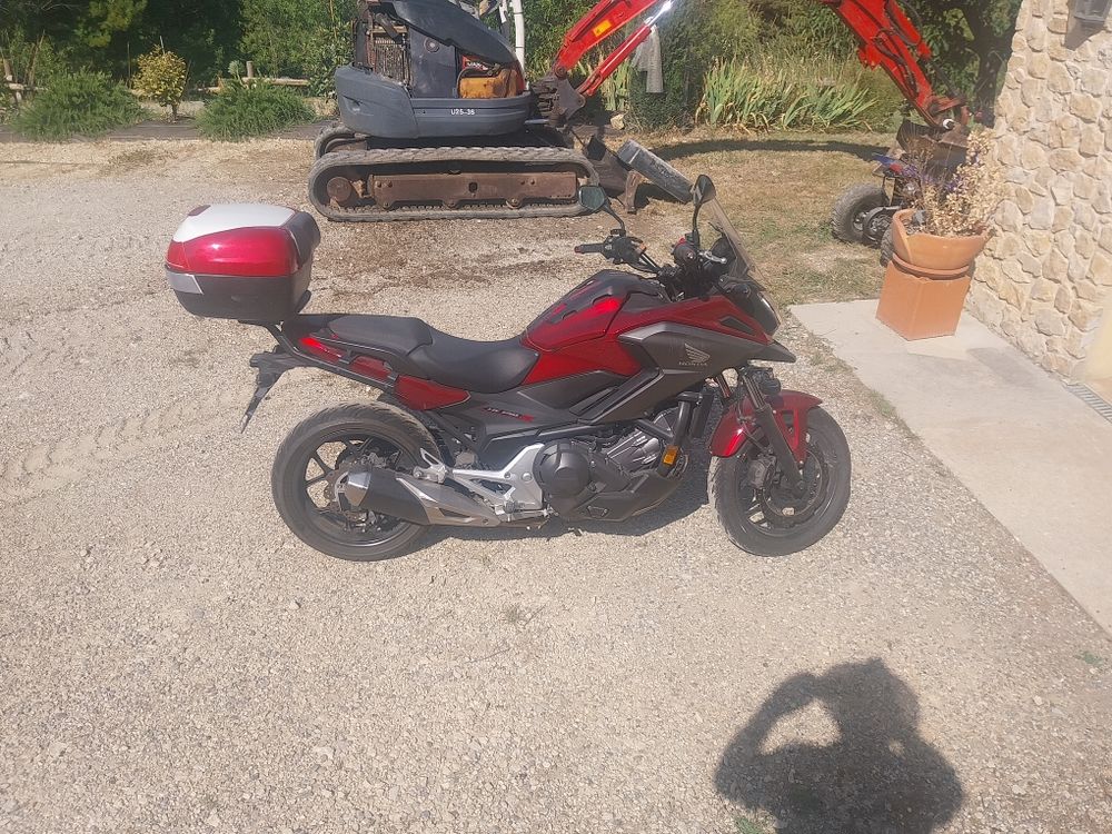 HONDA 2019 occasion 26570 Barret-de-Lioure