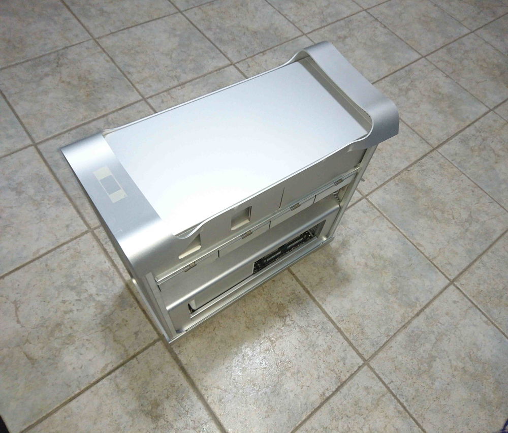 Apple Mac Pro 2010 5.1 A1289 - 2x3.46Ghz - 96Go - M.2 2To Matériel informatique