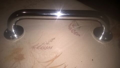 Poign�e/barre d' appui inox. 8 Flers-en-Escrebieux (59)