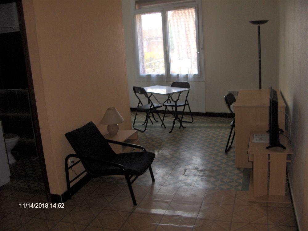 Location Appartement Grand studio meublé Avignon