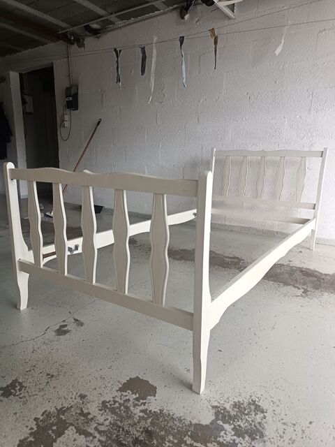 Lit une personne  60 Pont-Audemer (27)