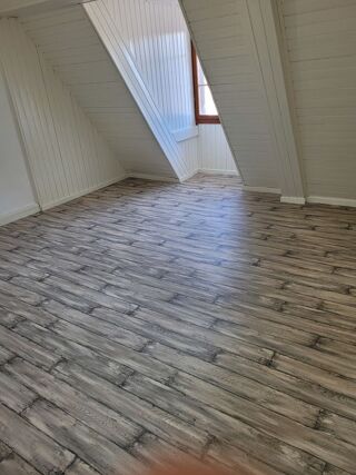  Appartement � louer 2 pi�ces 60 m� Delle