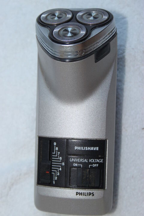 Rasoir Philips 8 Montigny-Lencoup (77)