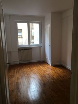  Appartement � louer 2 pi�ces 53 m�