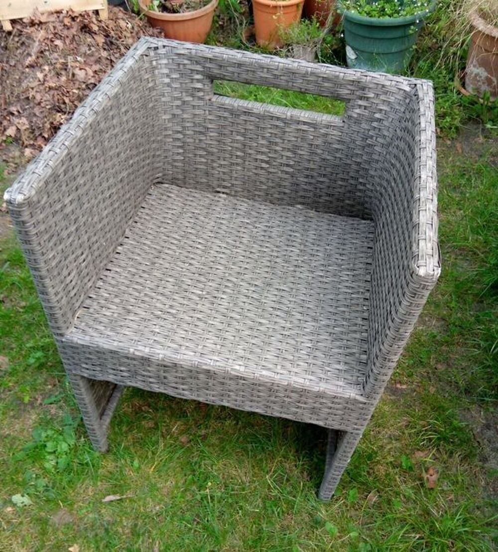4 si&egrave;ges de jardin Jardin