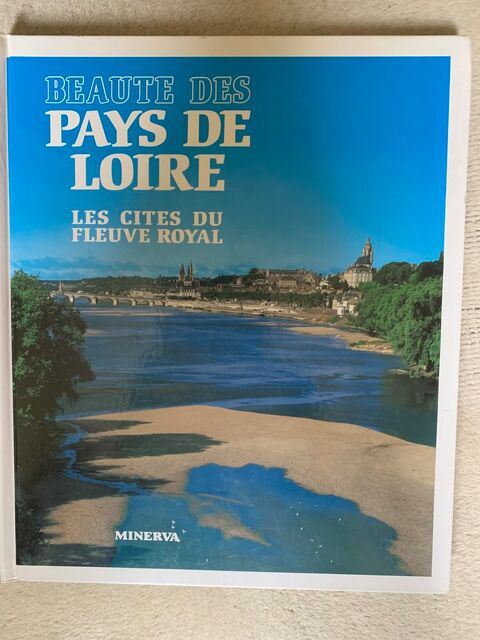Livre relié  Beauté des Pays de Loire  8 Vanves (92)