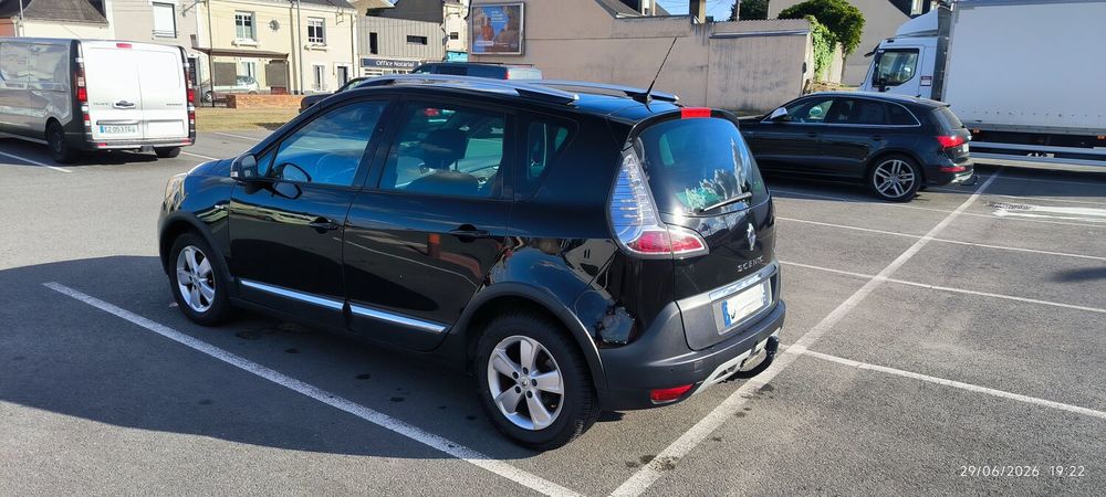 Scenic xmod Scenic Xmod dCi 130 Energy eco2 Bose Edition 2013 occasion 72000 Le Mans