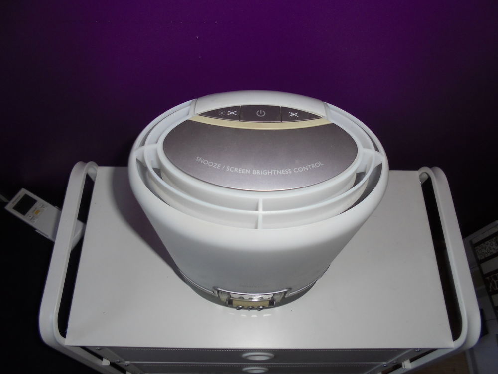Radio r&eacute;veil et lampe Philips Electroménager