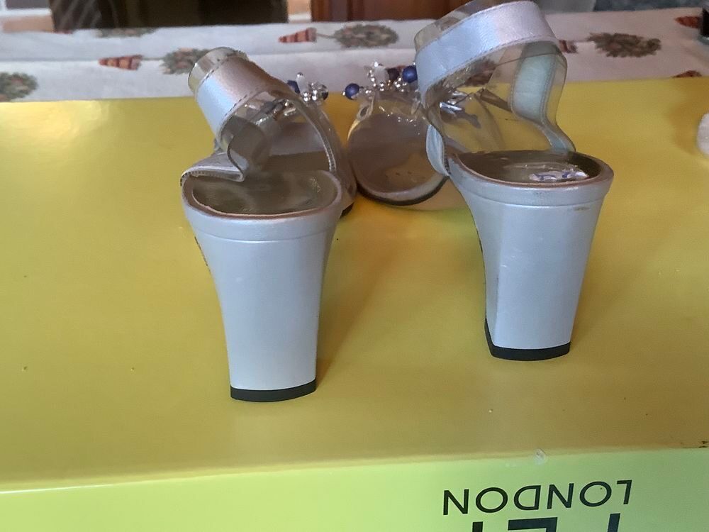 Escarpins de c&eacute;r&eacute;monie San Marina Chaussures