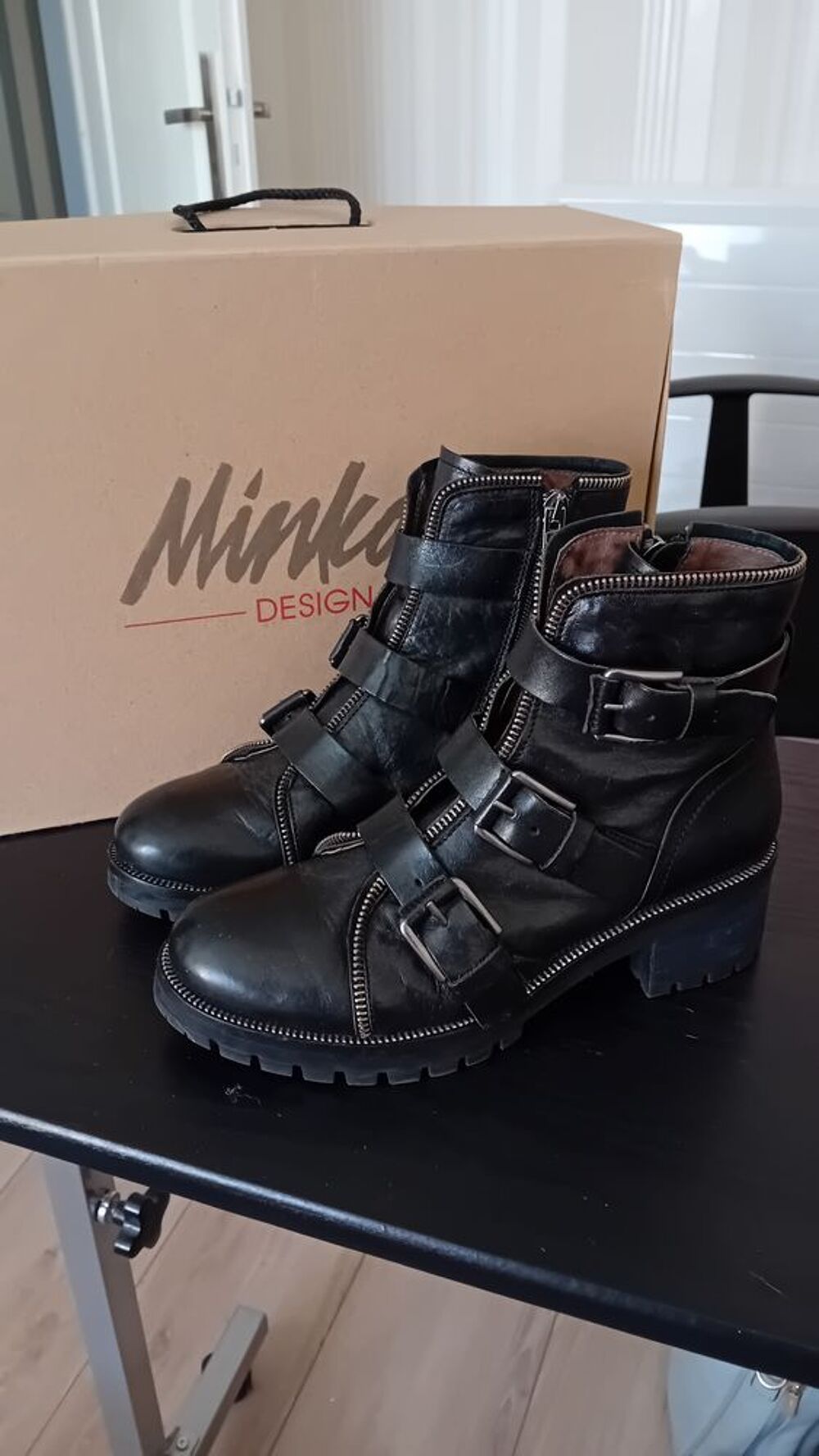 BOTTINES NOIRES MARQUE MINKA Chaussures