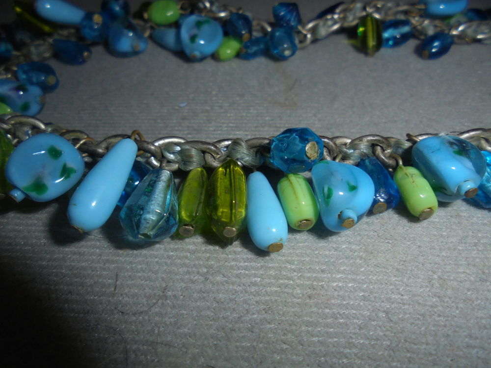 collier en perles naturelles , bleu, plusieurs nuances Bijoux et montres