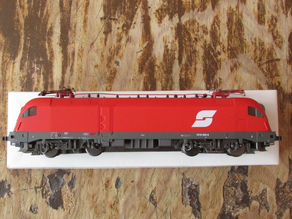 lot complet de trains &eacute;chelle ho 