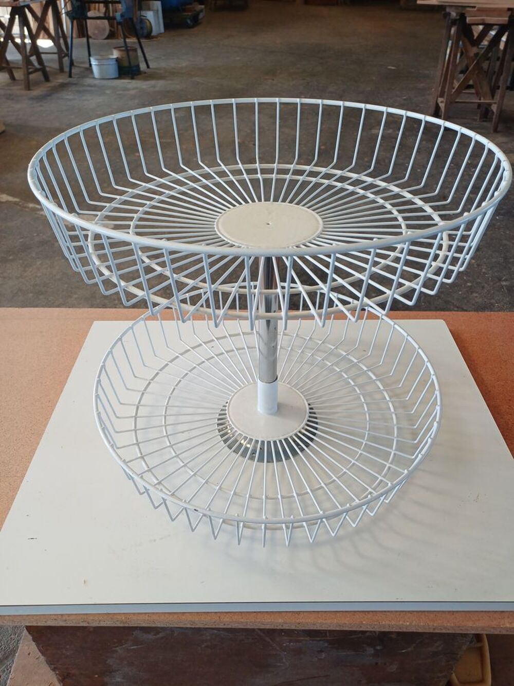 ETAGERES PIVOTANTES Bricolage