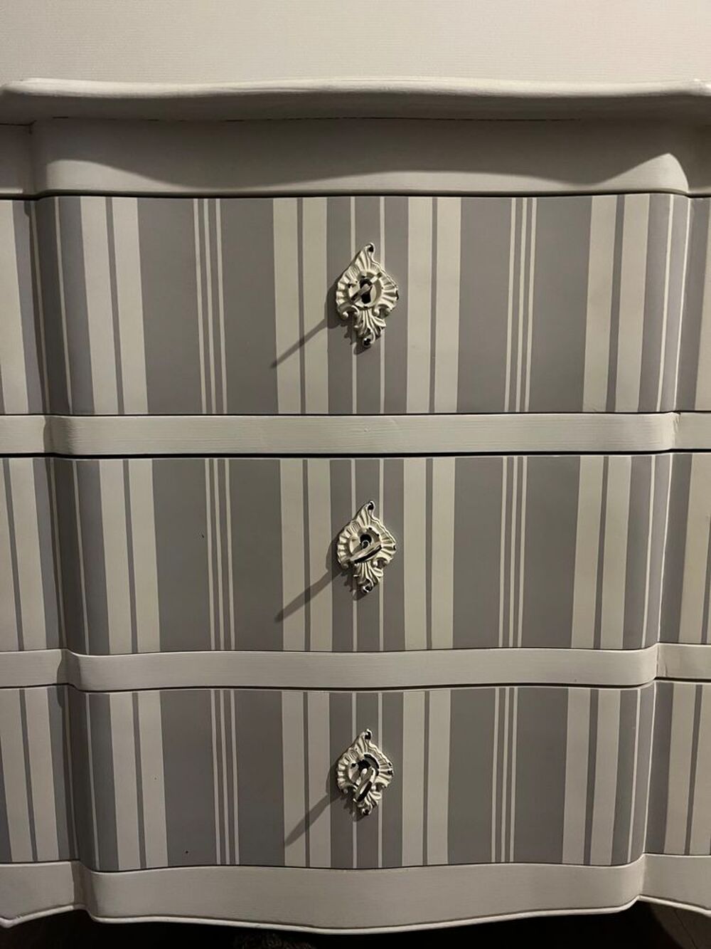 Commode Comtesse Style Baroque Meubles