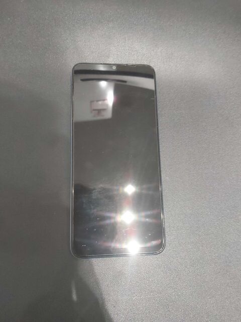 Oppo A 18 bleu clair neuf 100 Hy�res (83)