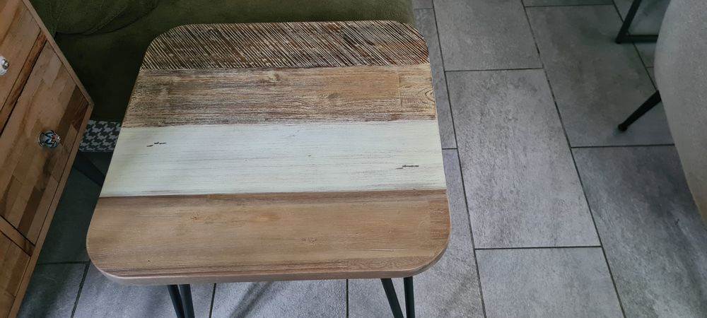 Bout de canap&eacute; ou petite table appoint Meubles
