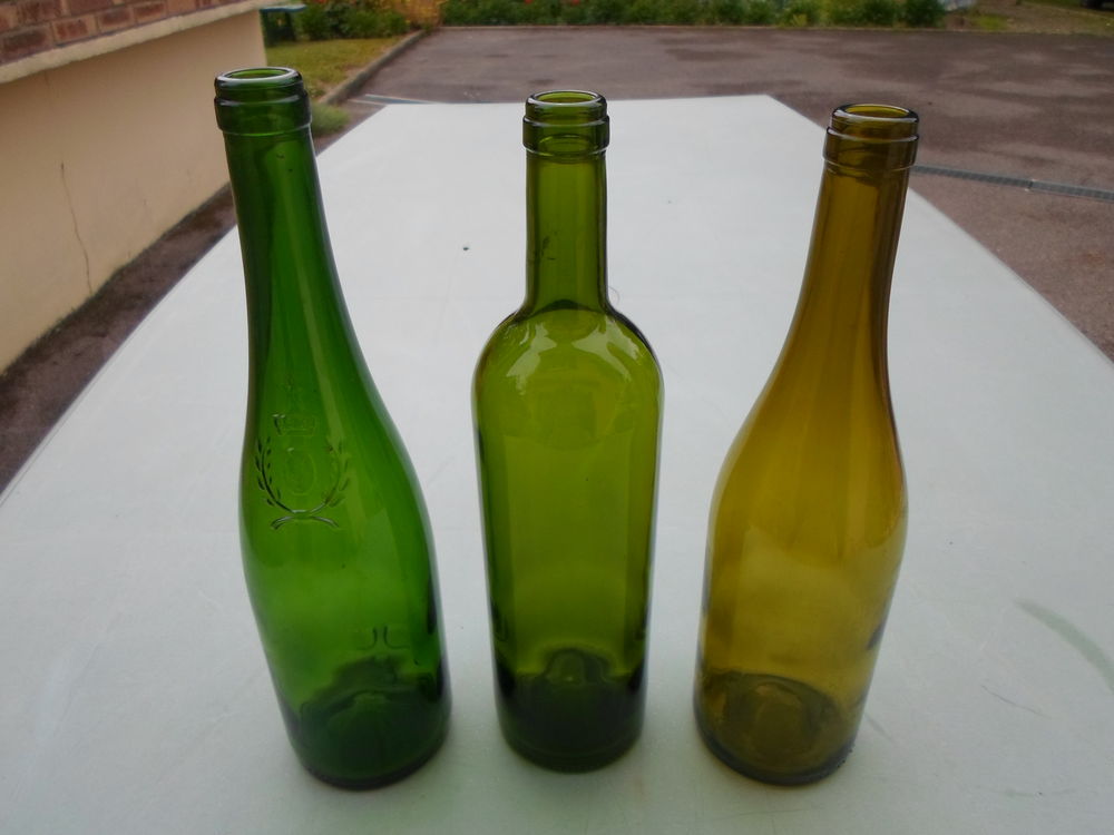 bouteilles de vin vides Jardin
