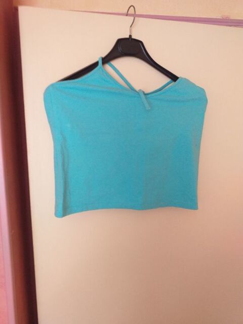 top court femme taille 42/44 1 Chaumont (52)