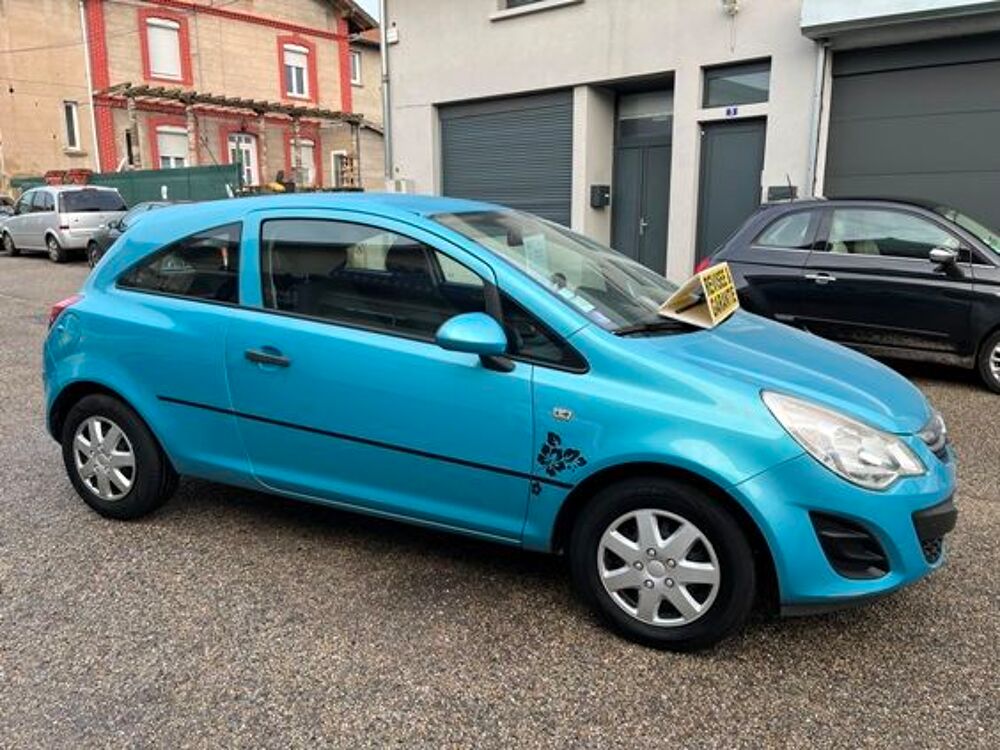 Corsa essence 2012 occasion 42700 Firminy