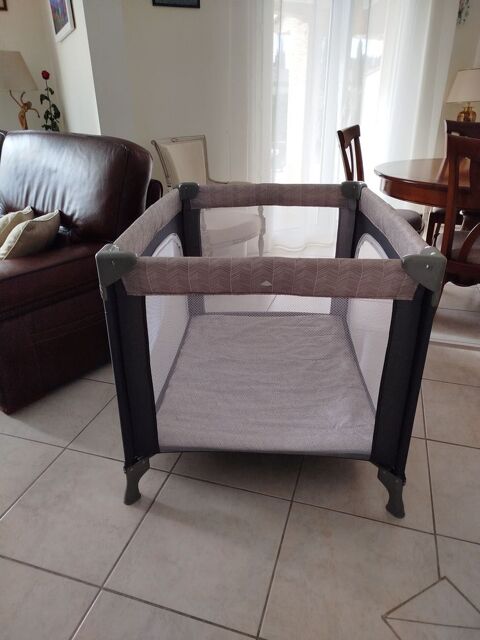 Parc bb Etat neuf 30 Marseillette (11)