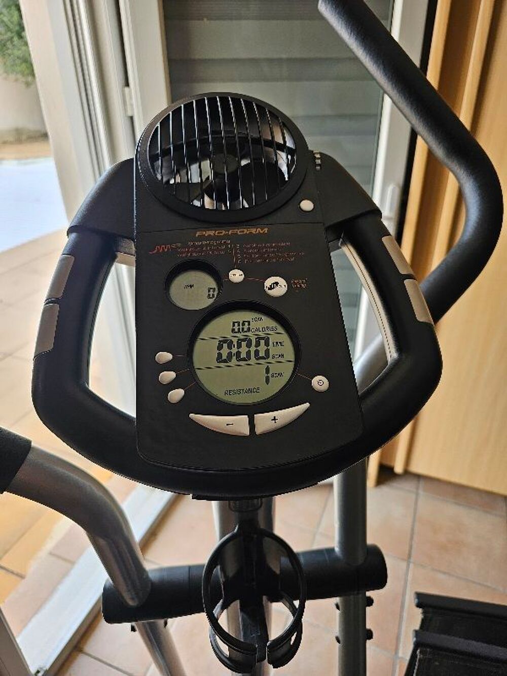 Achetez v lo elliptique 565 quasi neuf annonce vente Mercurol