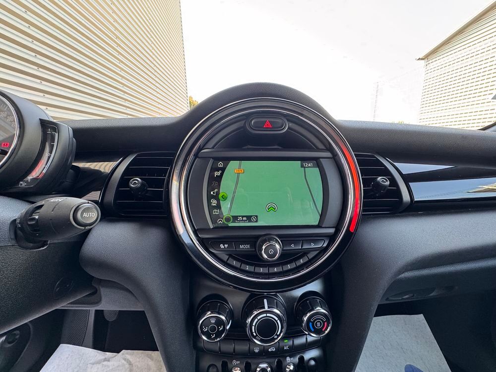 One Cabriolet 102 ch Edition Heddon Street 2018 occasion 84290 Sainte-C&eacute;cile-les-Vignes
