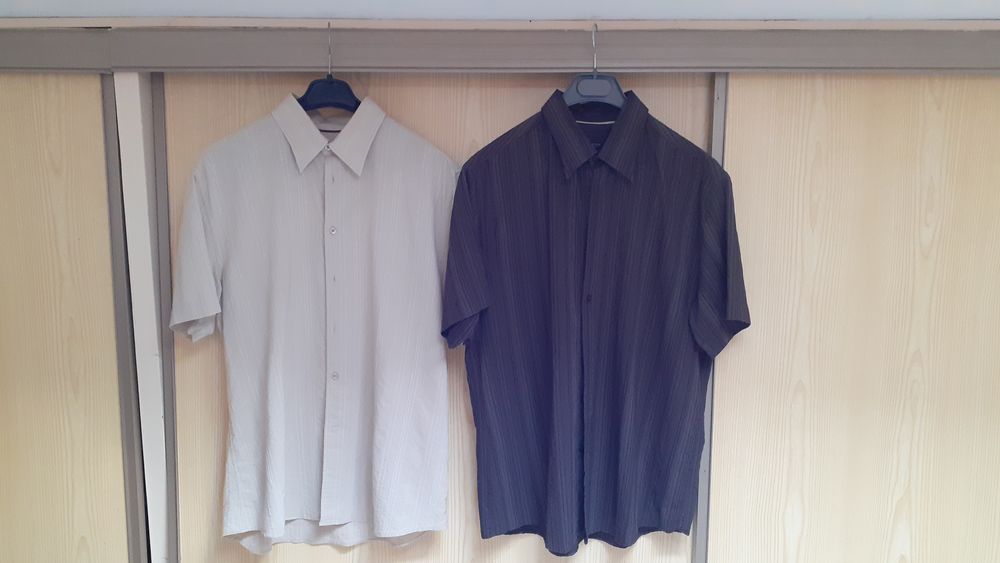 Lot de deux chemisettes Vêtements