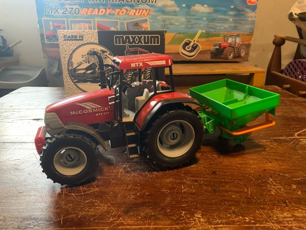 tracteurs miniatures 
