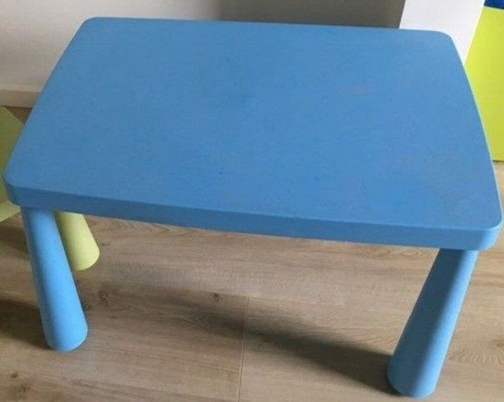 Table enfant ikea mammut Mobilier enfants