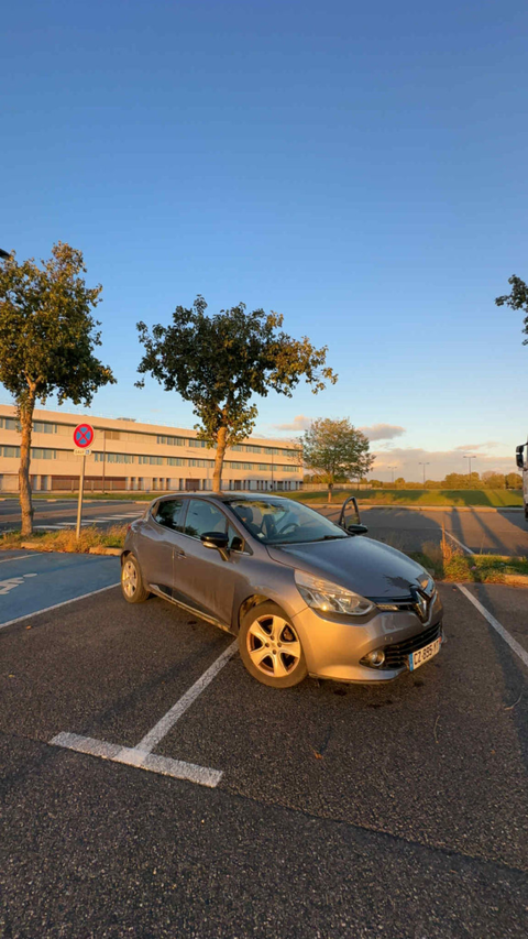 Renault clio iv TCe 90 Energy eco2 Graphite