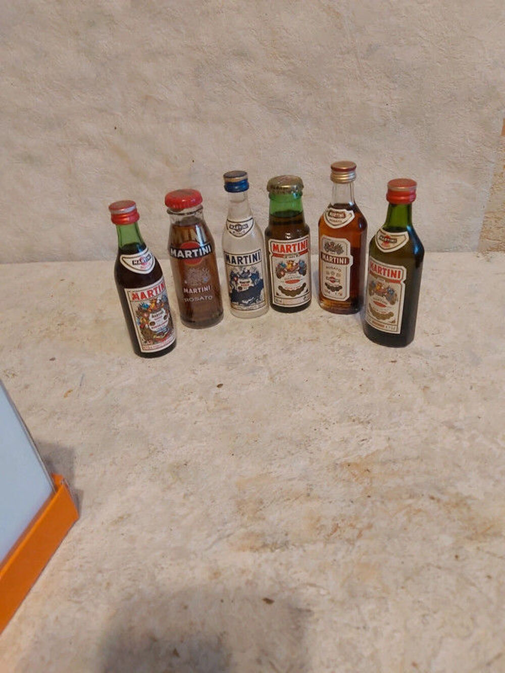 6 mignonnettes de MARTINI differentes 