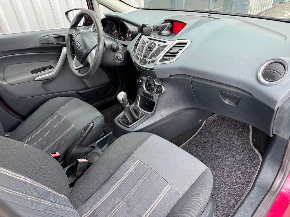 Fiesta 1.4 TDCi 70 FAP Titanium + 2009 occasion 33000 Bordeaux