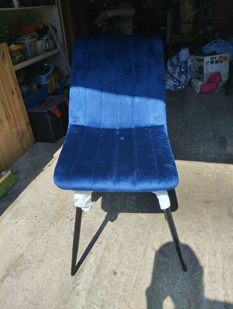 chaises couleur 18 Alet-les-Bains (11)