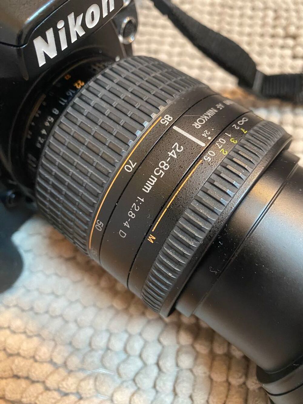 Appareil photo NIIKON D 810 Zoom NIKON AF NIKKOR IF ASPHERICAL MACRO (1:2) 0 72 24-85 mn 1:28-4 D Photos/Video/TV
