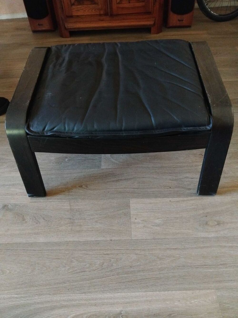 repose pieds bois et cuir ht 34 cm 74 &agrave;- 50 cm Meubles