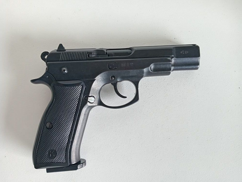 CZ 75 Sports