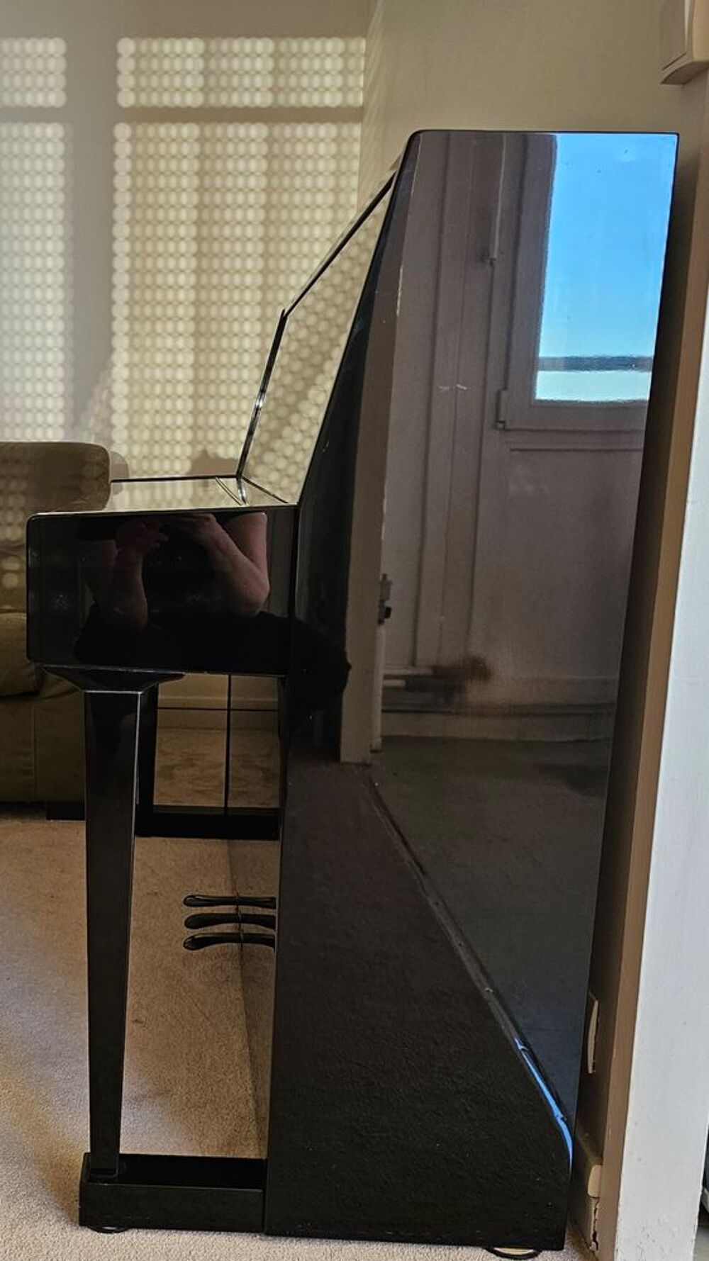 Piano droit noir brillant Instruments de musique