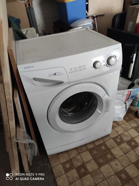 Machine  laver 100 Marcq-en-Barul (59)