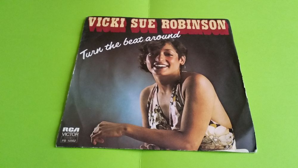 VICKI SUE ROBINSON CD et vinyles