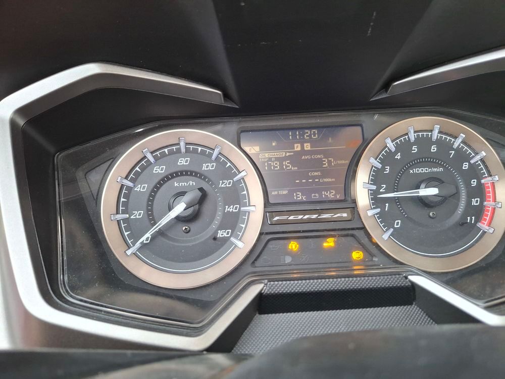 HONDA  occasion 18400 Lunery