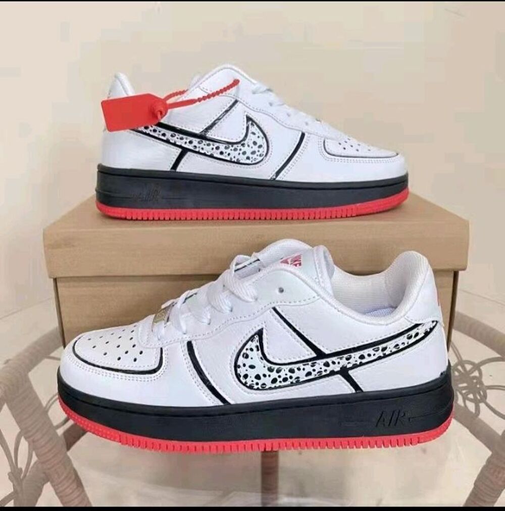Chaussure homme taille 42 neuf jamais port&eacute; Chaussures