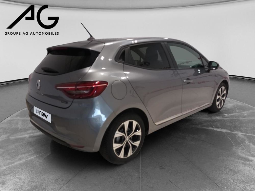 Clio V Clio E-Tech full hybrid 145 Evolution null 2023 occasion 08000 Charleville-M&eacute;zi&egrave;res