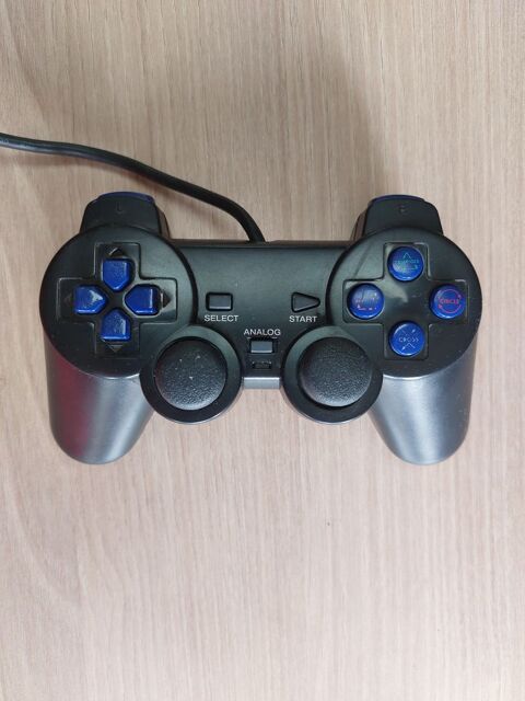 Manette non Officiel pour PS2 Noir TBE Besse-sur-Issole (83)