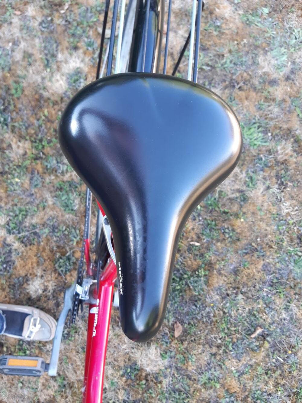 V&eacute;lo VTC de marque Fran&ccedil;aise 27 pouces,
Vélos